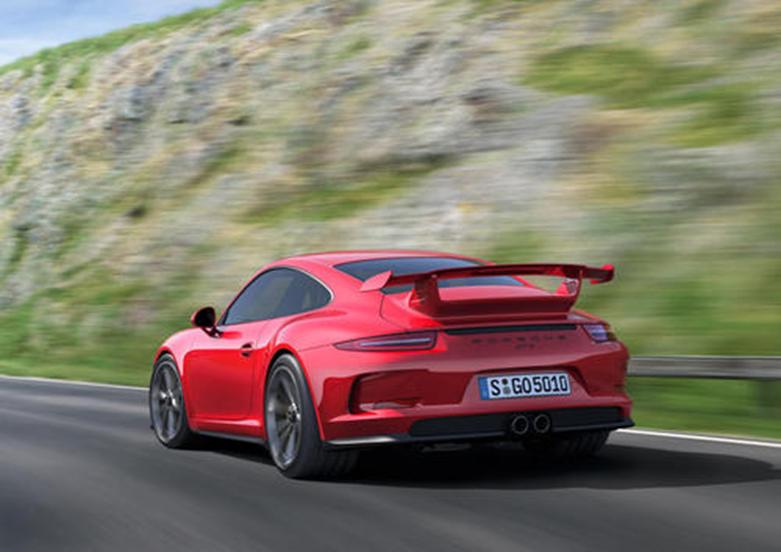 2020年保时捷911 GT3测试车在环赛中抛锚