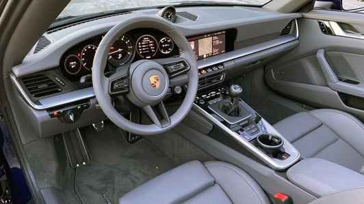 2020年保时捷911 Carrera S敞篷跑车评论