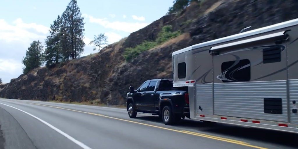 2021年GMC Sierra获得了一系列新的高科技拖车功能