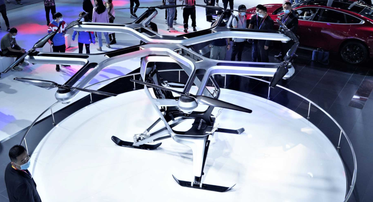 Xpeng在北京车展上推出飞行电动汽车原型